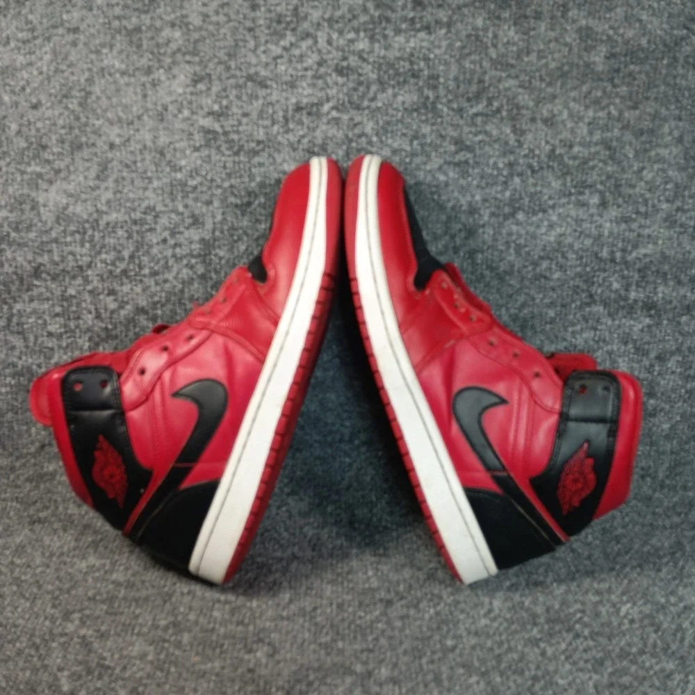 Nike Air Jordan 1 Mid Bred Men 8.5 Reverse Thrashed No Insoles No Laces Read